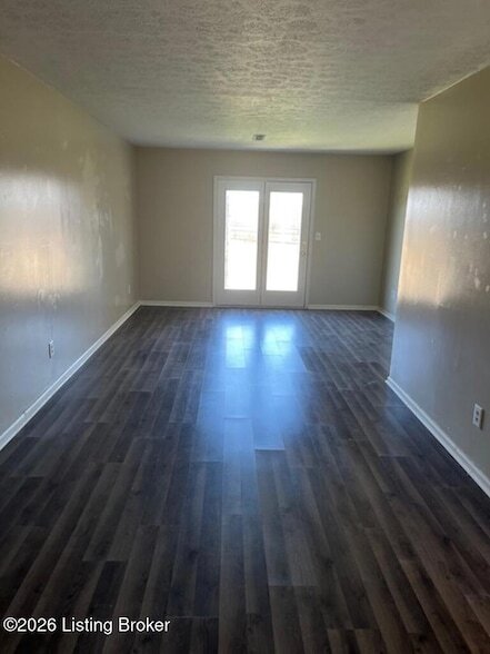 Foto del edificio - 1707A Cliff Ridge Ct