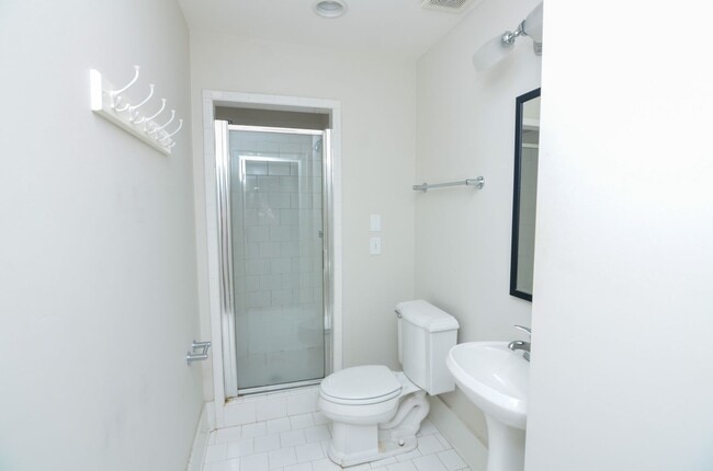 Photo - 2207 Portland Ave Townhome