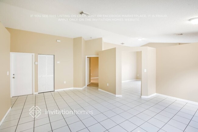 Building Photo - 14233 SW 177th Terrace