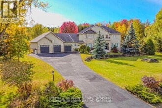 Building Photo - 1530 Lords Manor Ln