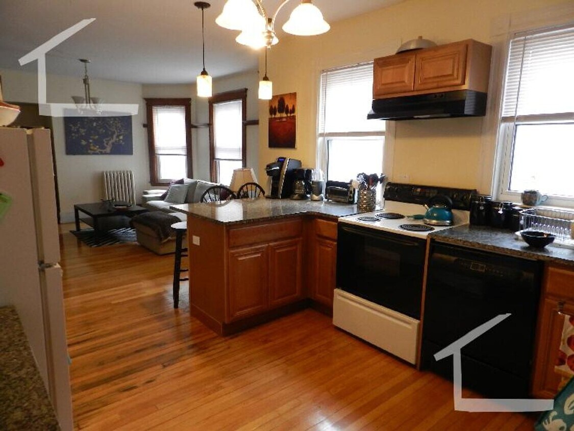 Primary Photo - HOT BRIGHTON LISTING!!!!