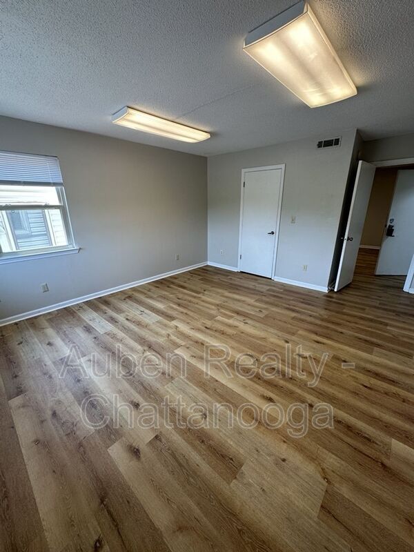 Foto del edificio - 6741 Ringgold Rd