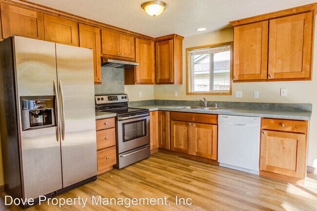 Building Photo - 3 br, 2 bath House - 16905 NE 19th Street