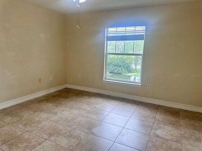 Foto del edificio - 3702 Palm Desert Ln