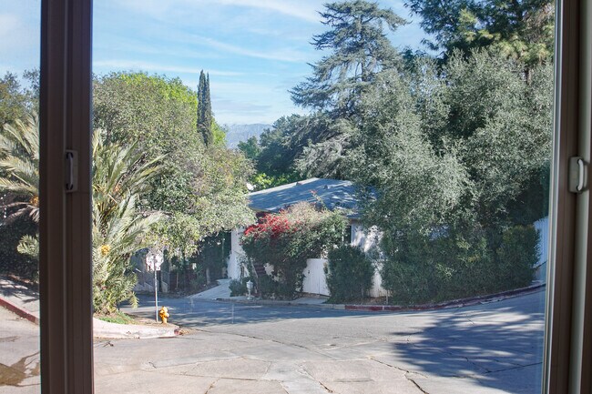 Foto del edificio - 11630 Picturesque Dr