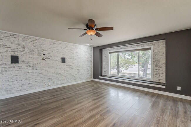 Foto del edificio - 3901 N 83rd St