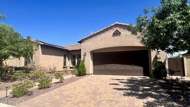 Building Photo - 4571 N Arbor Way