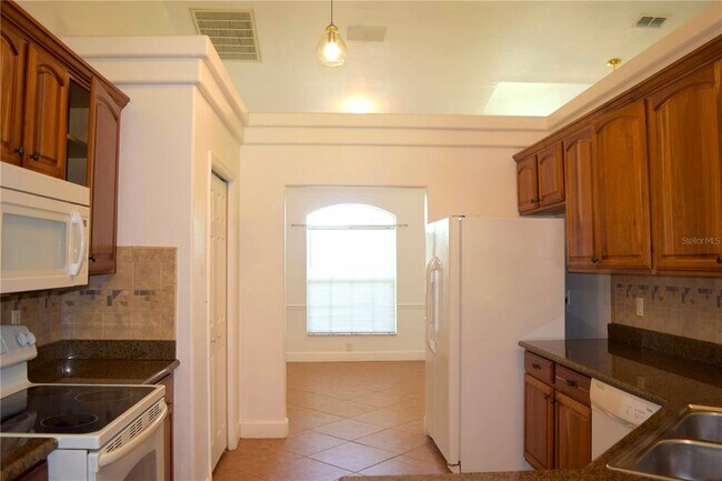 Foto del edificio - 4444 SW 115th St