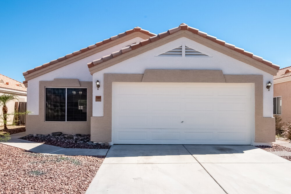 Foto principal - 11959 W Berkeley Rd