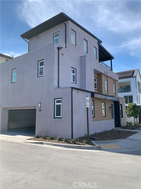 Building Photo - 218 Abacus