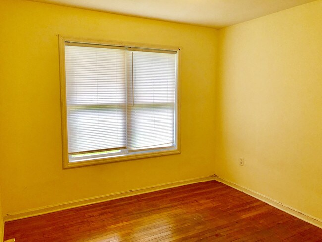 Foto del edificio - 530 Dennis Way