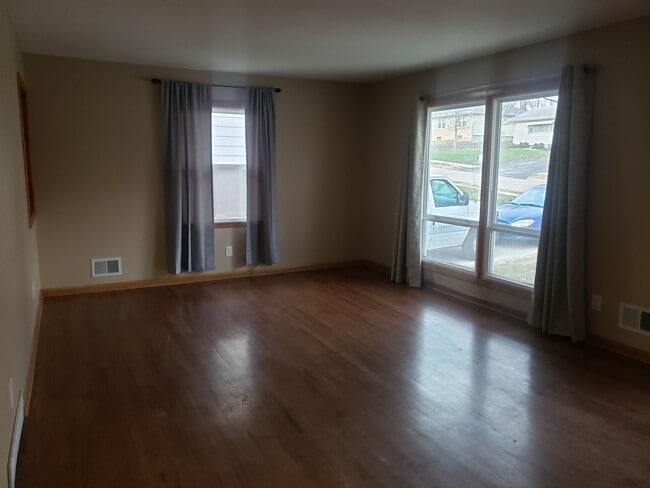Main Floor Living Room - 2616 S 48th Ave House
