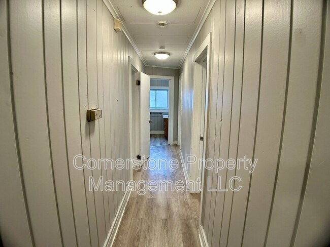 Foto del edificio - 325 Buy St