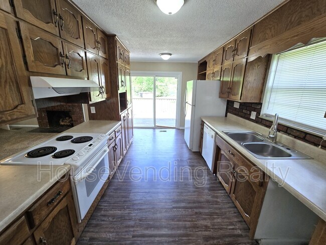 Foto del edificio - 6204 Trailhead Cir