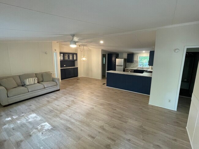 Foto del edificio - 22957 Pine Rd