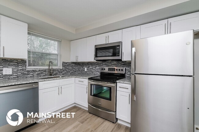 Foto del edificio - 6040 7th Ave