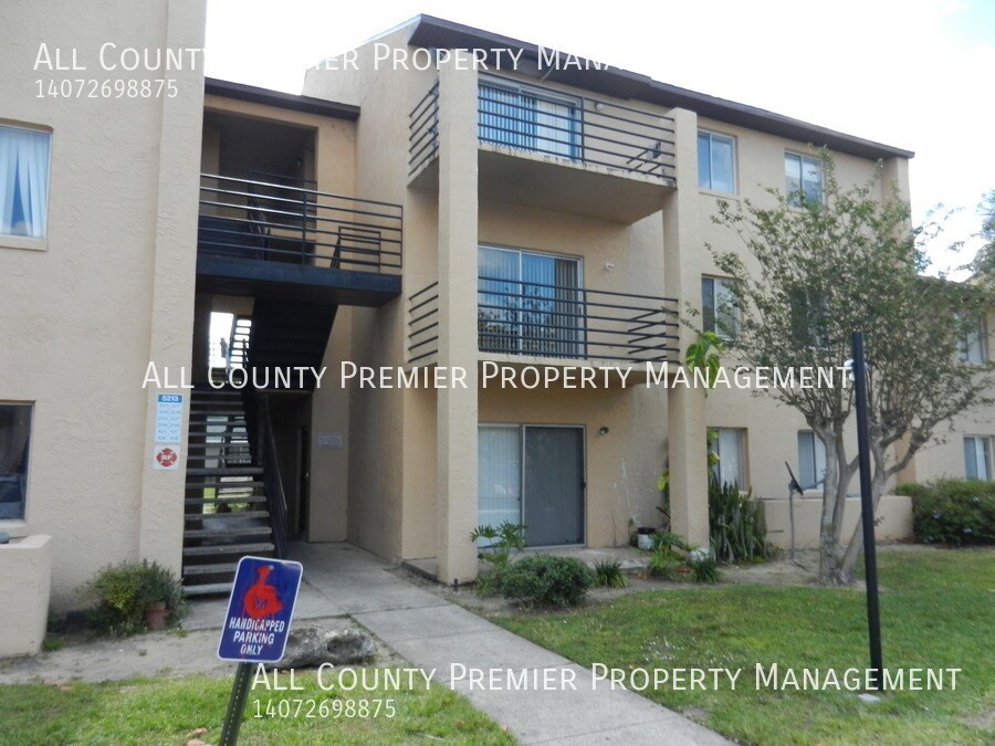 5213 Via Hacienda Cir, Orlando, FL 32839