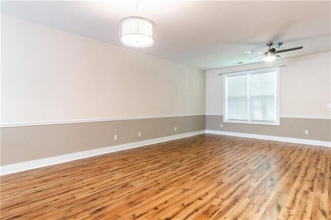 Foto del edificio - 799 Field St SE