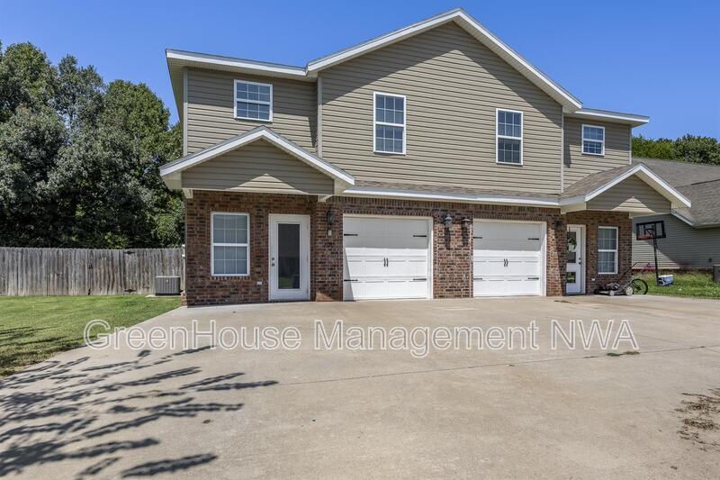 824 Baker St NW Unit 824, Gravette, AR 72736 Condo for Rent in