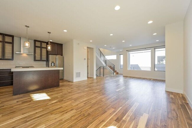 Foto del edificio - 2649 17th St