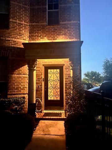 Foto del edificio - 2500 Rockbrook Dr