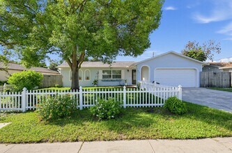 Building Photo - 855 Westport Dr