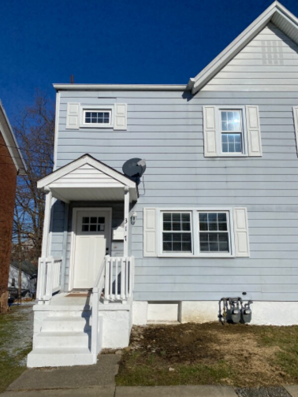 Primary Photo - 317 Oakland Ave