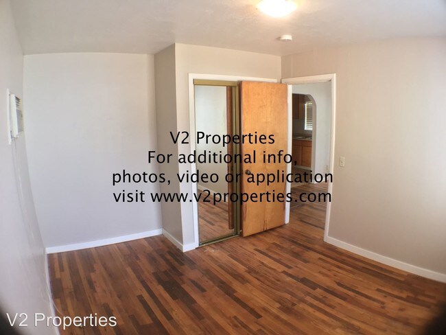 Building Photo - 12021 NE Holladay St