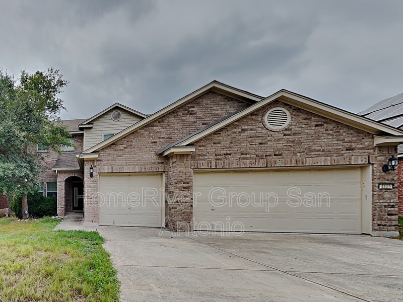 Primary Photo - 4415 James Bowie