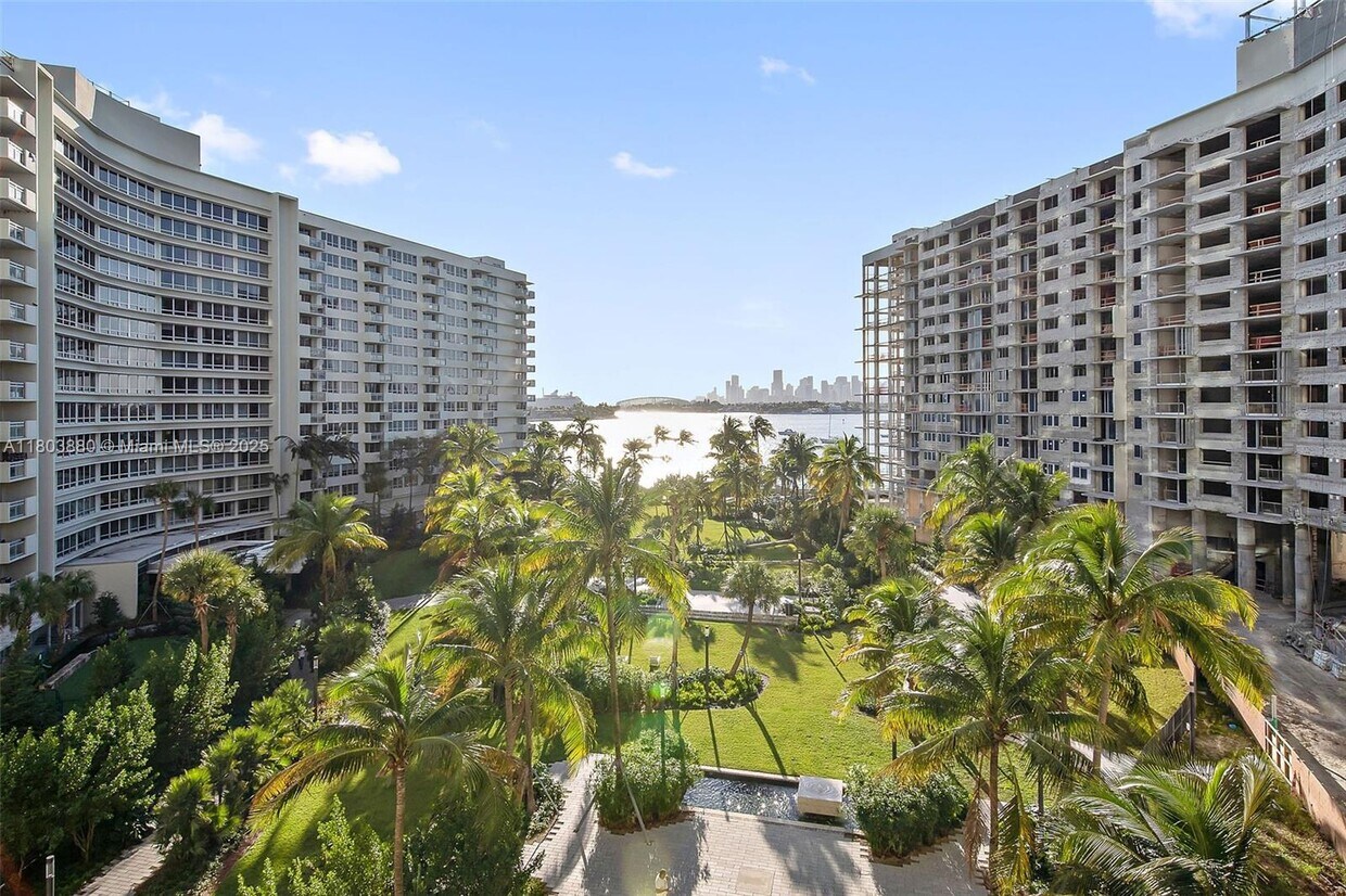 Foto principal - 1500 Bay Rd