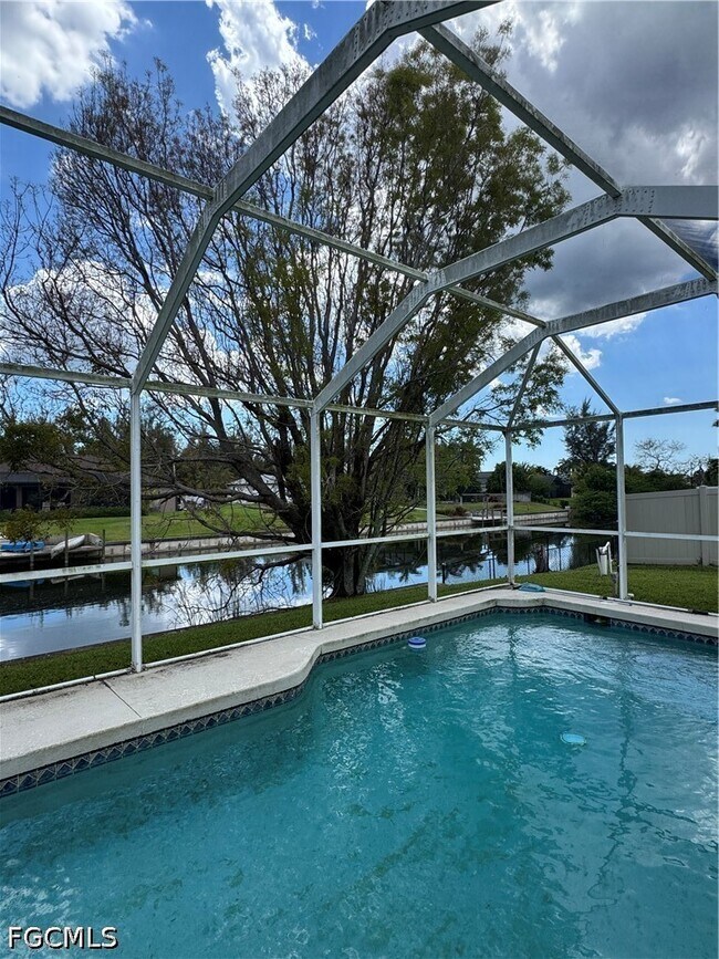 Foto del edificio - 2314 SW 22nd Terrace