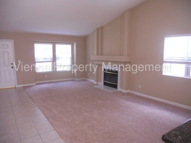 Building Photo - 303 Culligan Ct