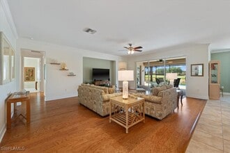 Building Photo - 6140 Victory Dr