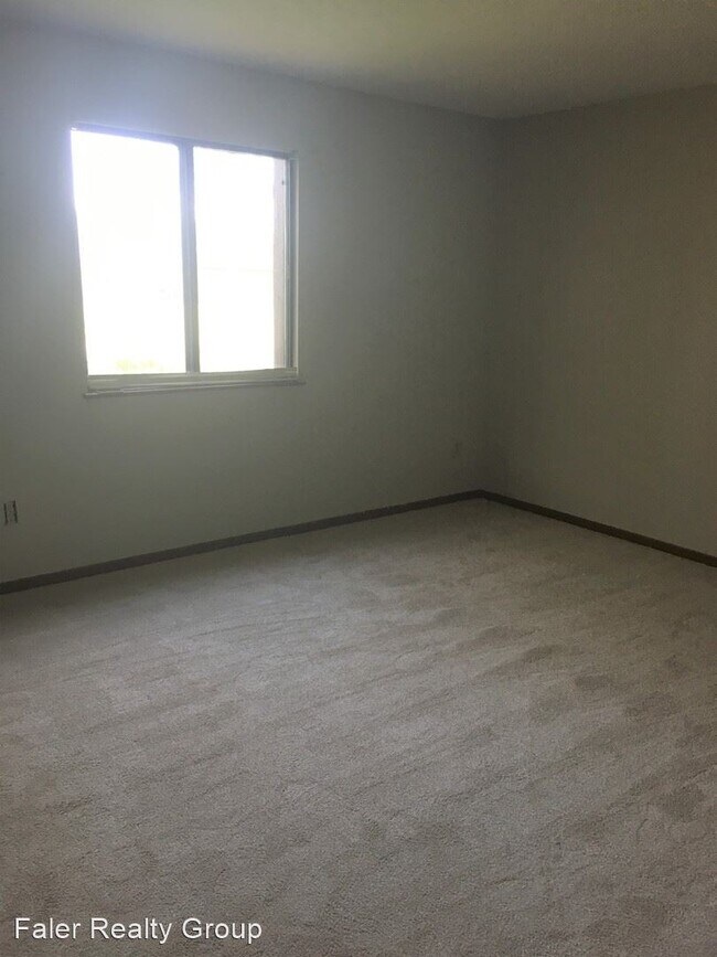 Building Photo - 2 br, 1 bath House - 5231 Belle Isle Drive