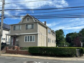 Building Photo - 376 Riverside Ave