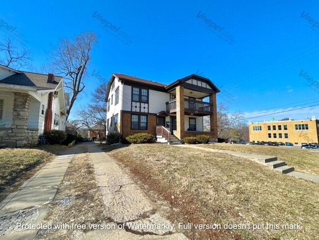 Building Photo - 5302 Charlotte St