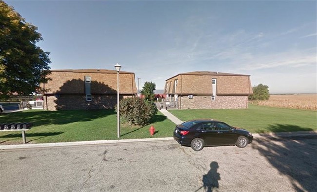 Building Photo - 217 Walnut Grove Dr