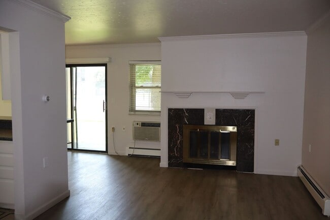 Building Photo - Cozy 1 Bedroom Apartment in Heart of Fort ...
