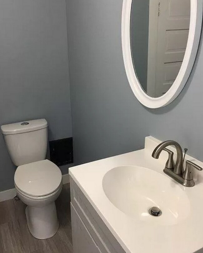 Building Photo - 137 Shepard St. Lansing, MI 48912