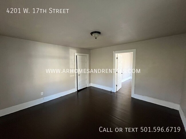 Building Photo - 4201 W 17th St
