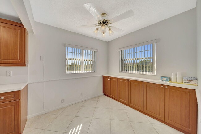 Foto del edificio - 13001 SW 15th Ct