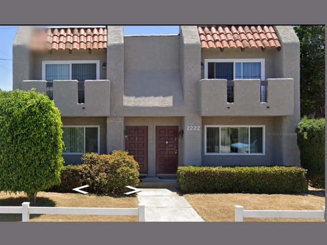 Building Photo - 2222 Huntington Ln
