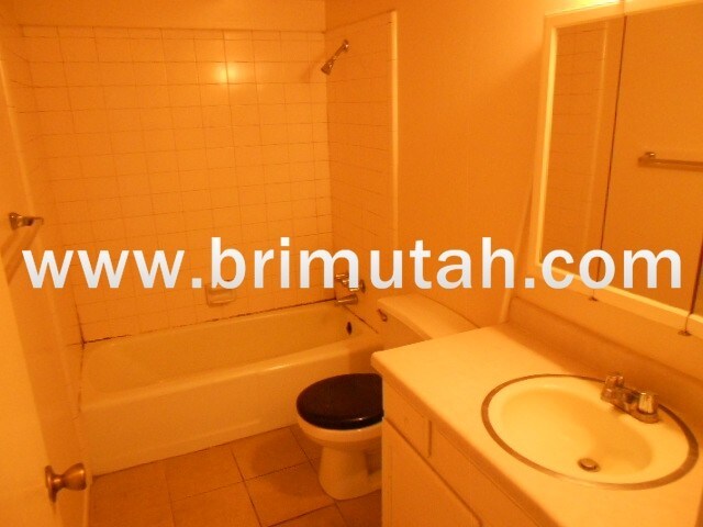 Building Photo - 4835 S Memory Ln