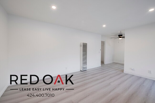 Foto del edificio - Delightful One Bedroom with Tons Of Natura...