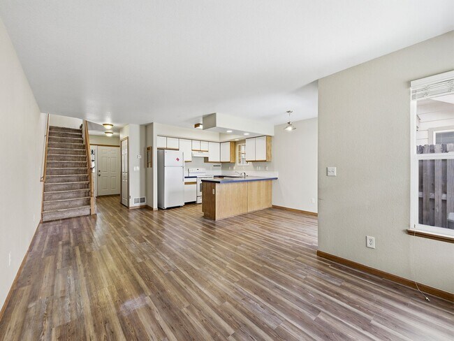 Foto del edificio - Excellent 4-Bedroom Condo in West Fort Collins!