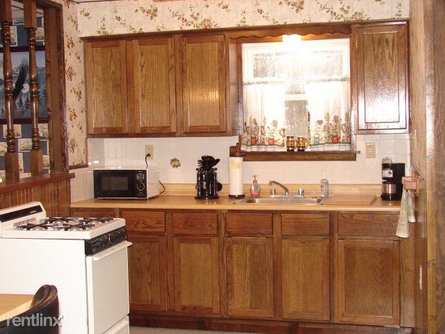 Primary Photo - 3 br, 1 bath House - 10280 Bessemer St