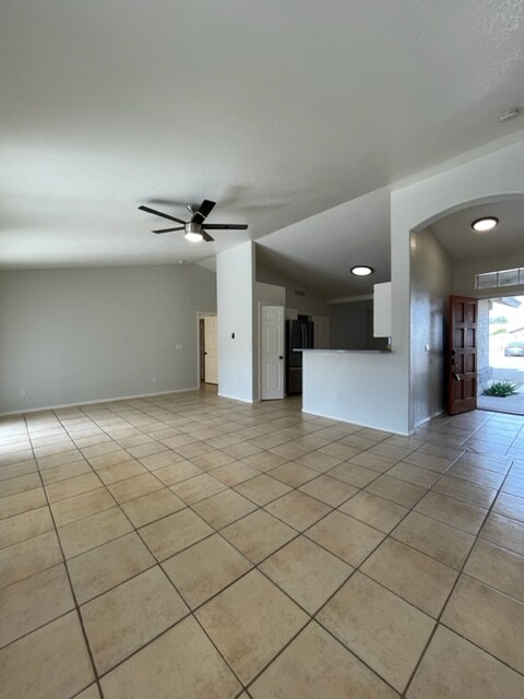 Building Photo - 8803 W Cavalier Dr