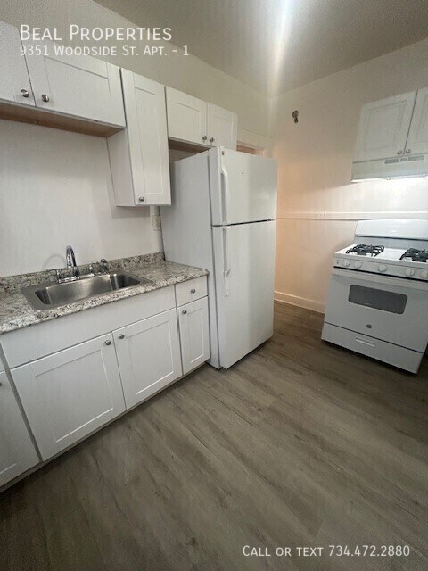 Foto del edificio - 9351 Woodside St