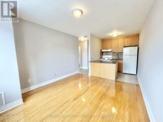 Photo du bâtiment - 90 Twenty Fifth St