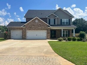 Building Photo - 400 Buxton Ct
